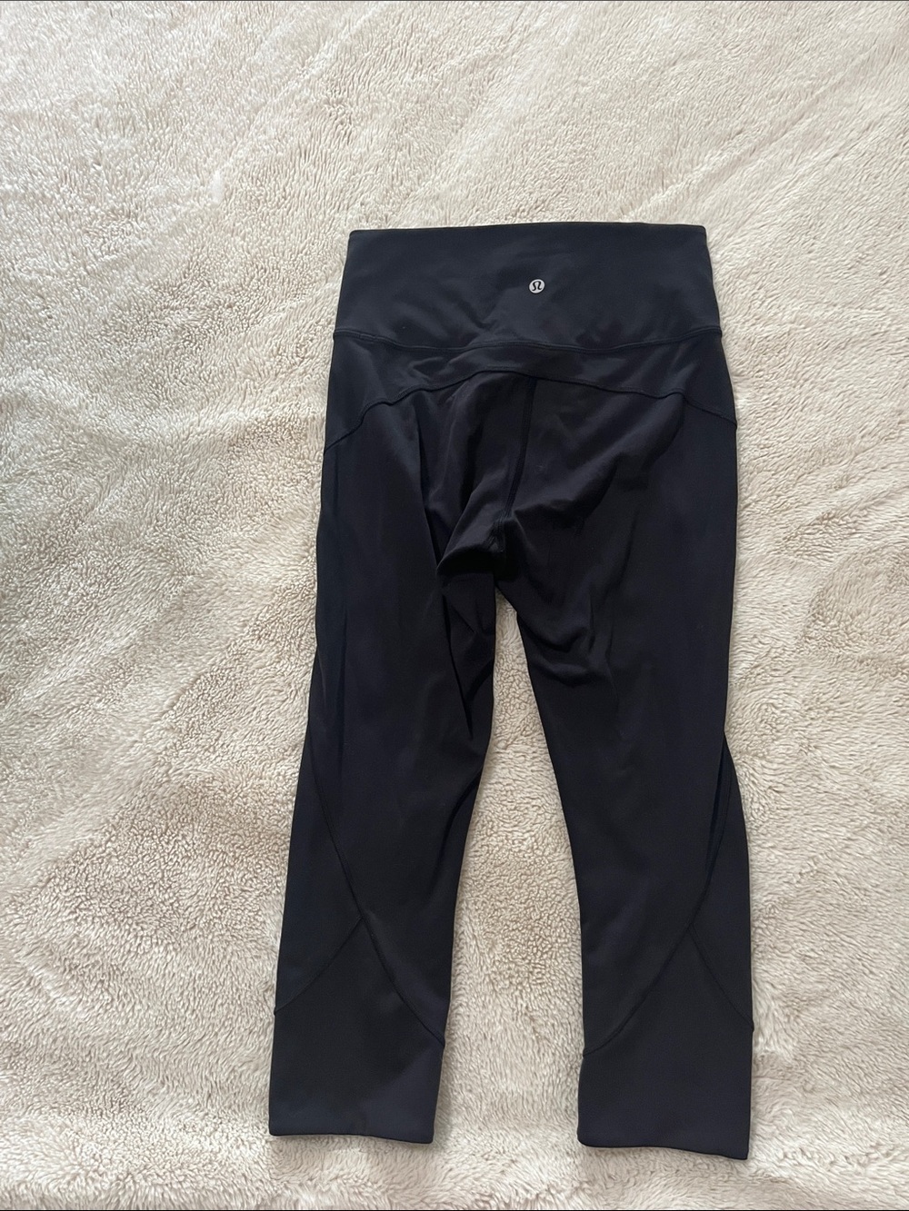 lululemon black workout leggings with reflective logo